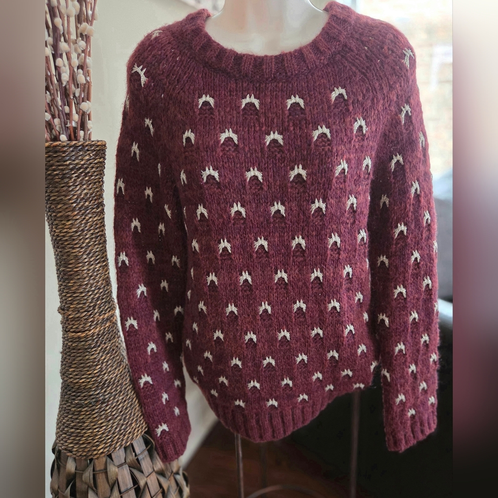 Acote Burgundy Knit Sweater